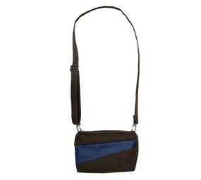 Susan Bijl Susan Bijl - the new bum bag small - mud & navy Susan Bijl Susan Bijl - the new bum bag small - mud & navy