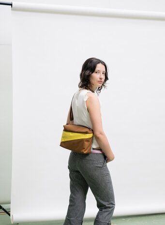 Susan Bijl Susan Bijl - the new bum bag medium - hazel & tv yellow