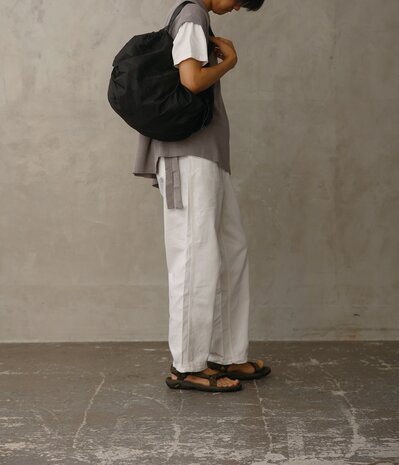 Shupatto Shupatto - opvouwbare tas met rits - black Shupatto Shupatto - opvouwbare tas met rits - black