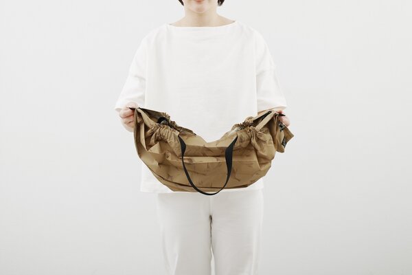 Shupatto Shupatto - opvouwbare tas met rits - flying birds Shupatto Shupatto - opvouwbare tas met rits - flying birds