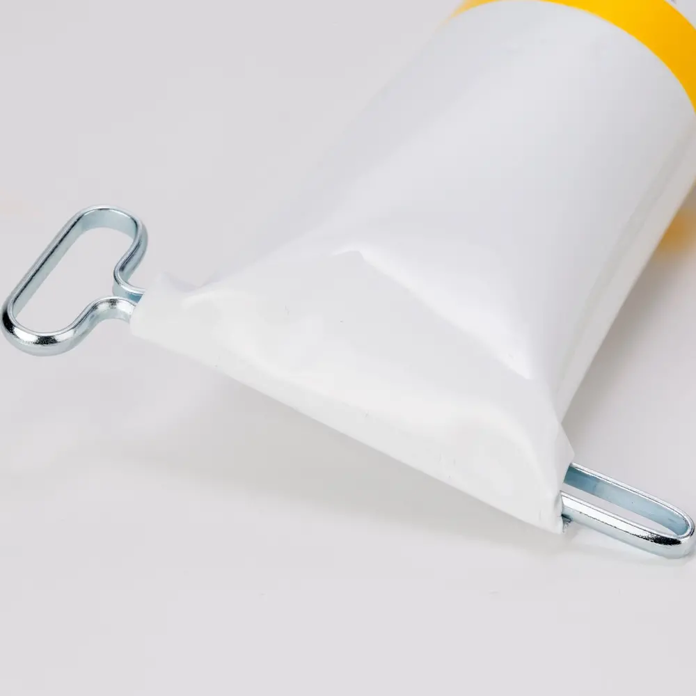 Kikkerland Kikkerland - tube squeeze keys Kikkerland Kikkerland - tube squeeze keys