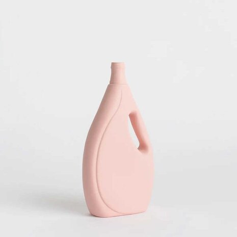 Foekje Fleur Foekje Fleur - porcelain bottle vase - #7 pink Foekje Fleur Foekje Fleur - porcelain bottle vase - #7 pink