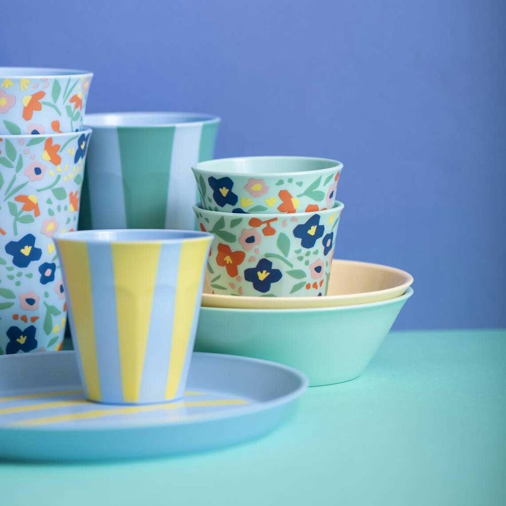 Koziol Koziol - nora beker L - blooms (450 ml) Koziol Koziol - nora beker L - blooms (450 ml)