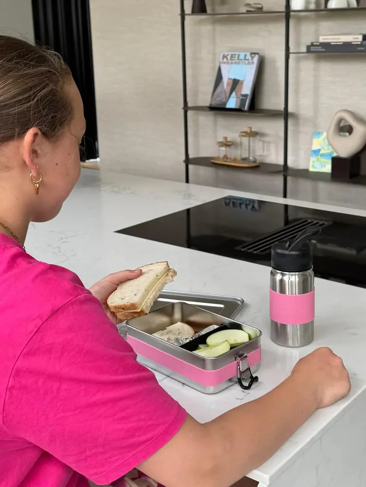 Tress Tress - the bottle - bubly pink