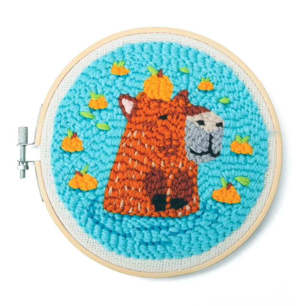 Kikkerland Kikkerland - punch needle kit - capybara
