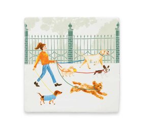 Storytiles Storytiles - tegel small - who let the dog out (10x10 cm) Storytiles Storytiles - tegel small - who let the dog out (10x10 cm)