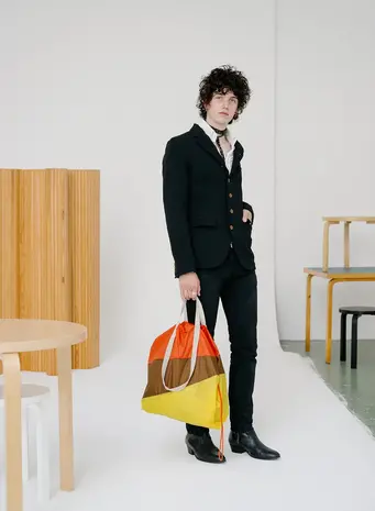 Susan Bijl Susan Bijl - the new trash bag large - anni & hazel & tv yellow Susan Bijl Susan Bijl - the new trash bag large - anni & hazel & tv yellow