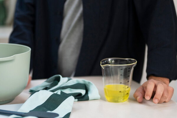 Mepal Mepal - chef it maatbeker glas met deksel 500 ml - nordic sage Mepal Mepal - chef it maatbeker glas met deksel 500 ml - nordic sage