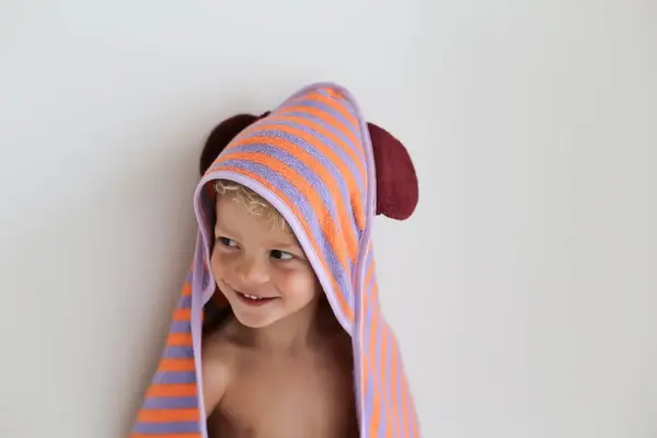 Quut Quut - hooded towel bear - lavender