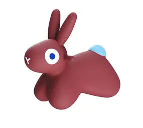 Quut Quut  - hoppi skippy bunny - burgundy Quut Quut  - hoppi skippy bunny - burgundy