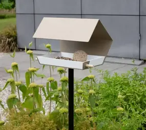 Heeej! Heeej! - vogelhuis op paal - open diamond sand/white