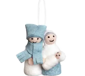 Sjaal met verhaal Sjaal met verhaal - hanger - jozef & maria ijsblauw Sjaal met verhaal Sjaal met verhaal - hanger - jozef & maria ijsblauw