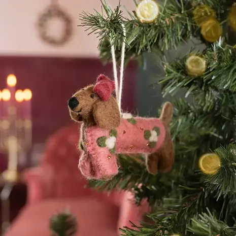 Sjaal met verhaal Sjaal met verhaal - hanger - teckel oudroze Sjaal met verhaal Sjaal met verhaal - hanger - teckel oudroze