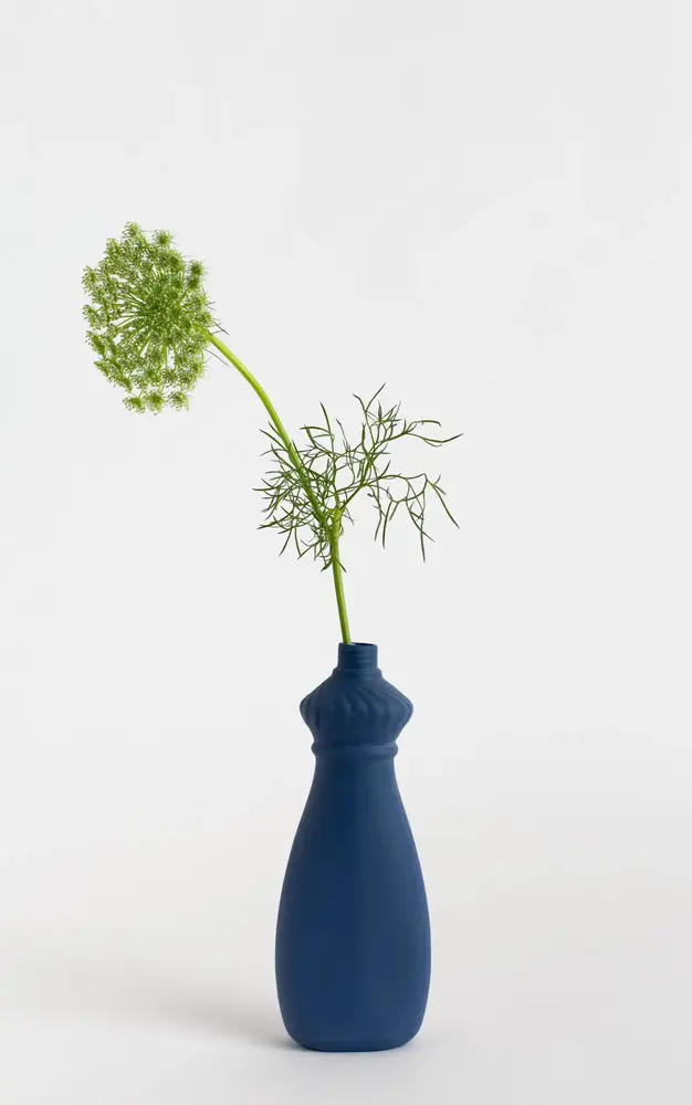 Foekje Fleur Foekje Fleur - porcelain bottle - #15 delft