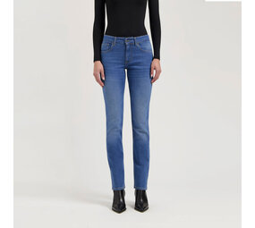 MUD Jeans Mud jeans - logan high slim - fresh fade MUD Jeans Mud jeans - logan high slim - fresh fade