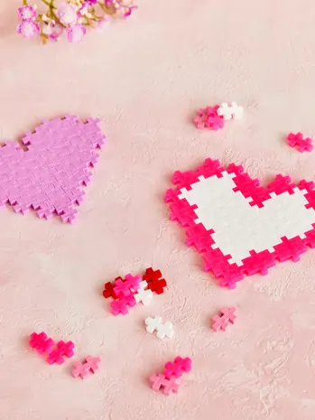 Plus-Plus Plus-Plus - tube - i love you (240 stukjes) Plus-Plus Plus-Plus - tube - i love you (240 stukjes)