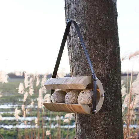 Heeej! Heeej! - vetbolhouder hangend - ballroom bamboe Heeej! Heeej! - vetbolhouder hangend - ballroom bamboe
