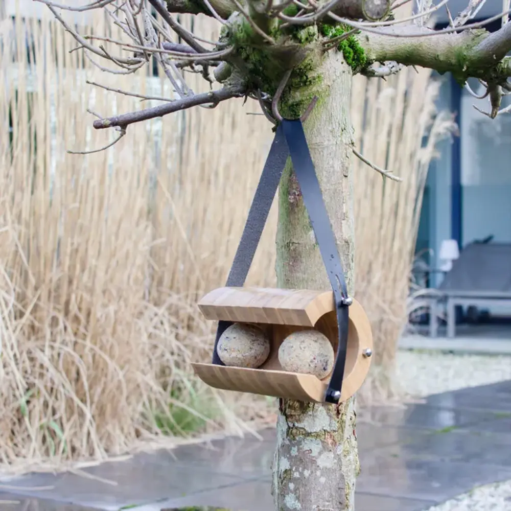 Heeej! Heeej! - vetbolhouder hangend - ballroom bamboe Heeej! Heeej! - vetbolhouder hangend - ballroom bamboe