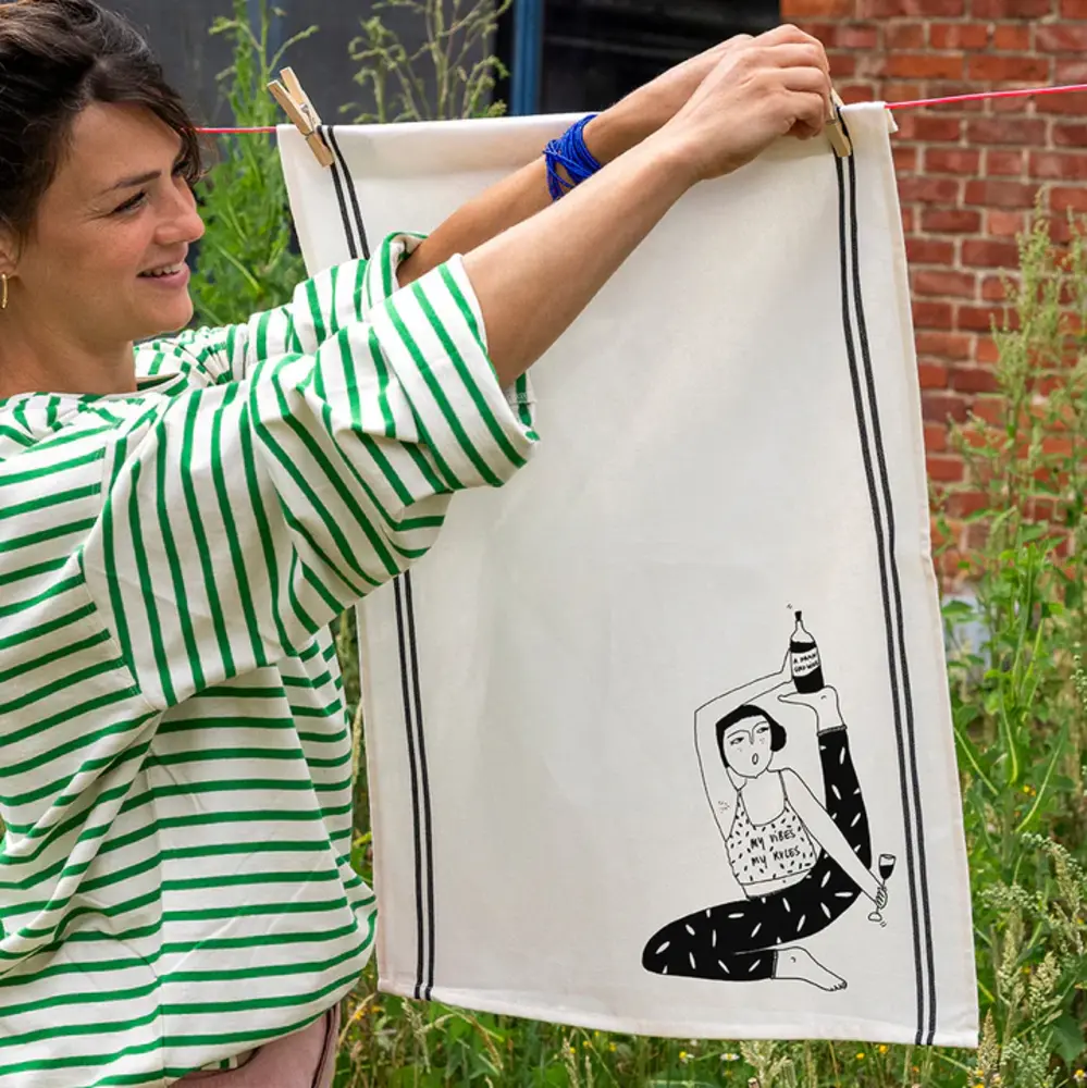 Helen b Helen b - theedoek - my vibes