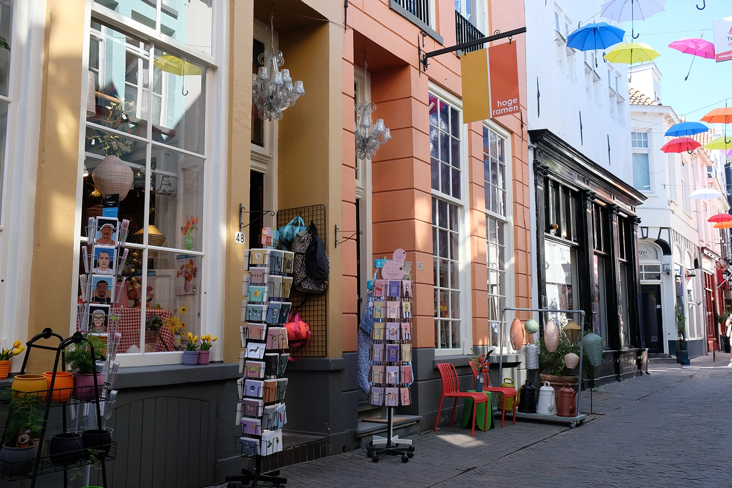 Grote Overstraat 48 - Cadeauwinkel Hoge Ramen