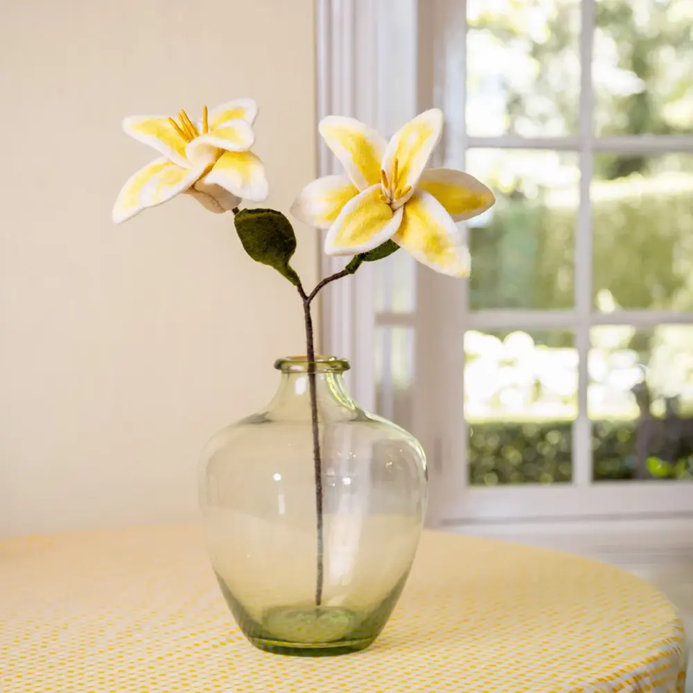 Sjaal met verhaal Sjaal met verhaal - bloem lelie - wit-geel