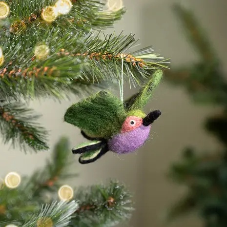 Sjaal met verhaal Sjaal met verhaal - hanger vogel - kolibrie lila/groen Sjaal met verhaal Sjaal met verhaal - hanger vogel - kolibrie lila/groen