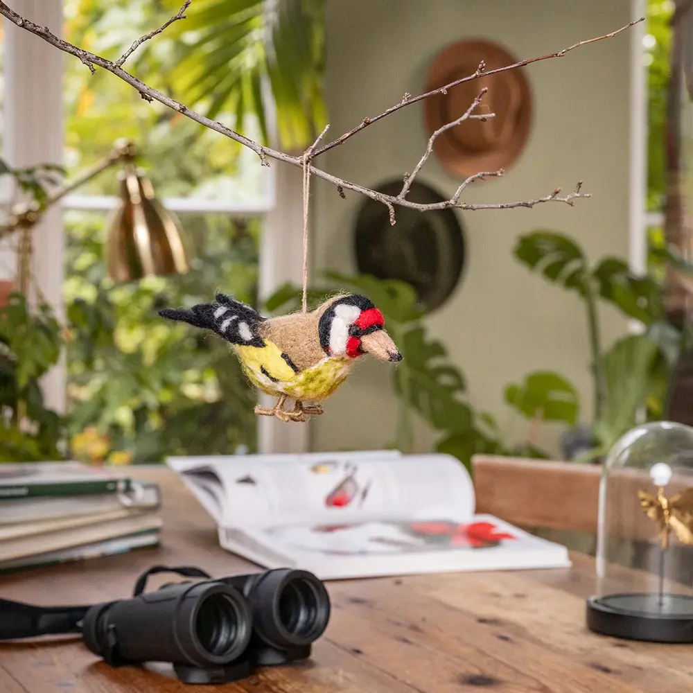 Sjaal met verhaal Sjaal met verhaal - hanger vogel - puttertje