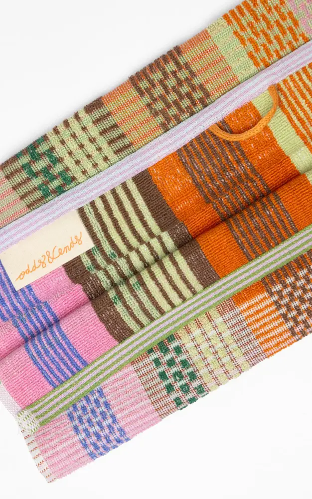 Foekje Fleur Foekje fleur - odds & ends - wild weave handdoek #106