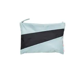 Susan Bijl Susan Bijl - the new pouch medium - surf spray & black Susan Bijl Susan Bijl - the new pouch medium - surf spray & black