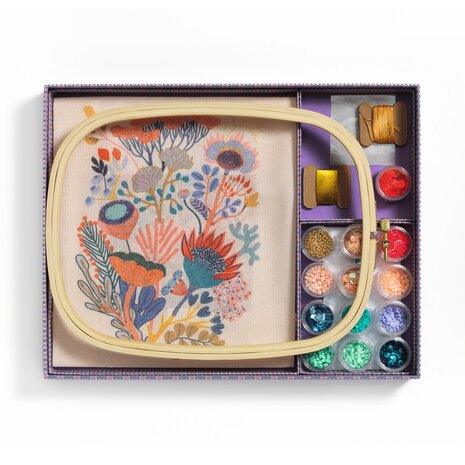 Djeco Atelier Grands Augustins - borduren met kralen - lagoon (atelier 58)