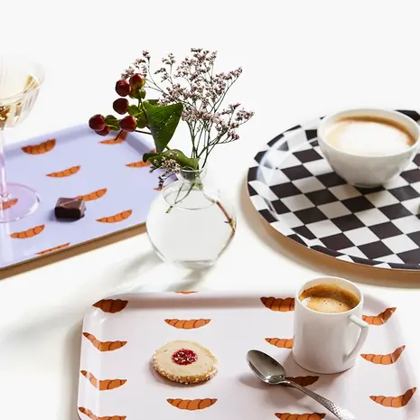 Blu Kat Blu kat - dienblad - croissant lilac (27 x 20 cm) Blu Kat Blu kat - dienblad - croissant lilac (27 x 20 cm)