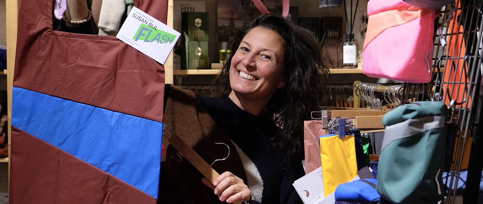 Esther: "Mensen worden blij van onze producten en van de sfeer"