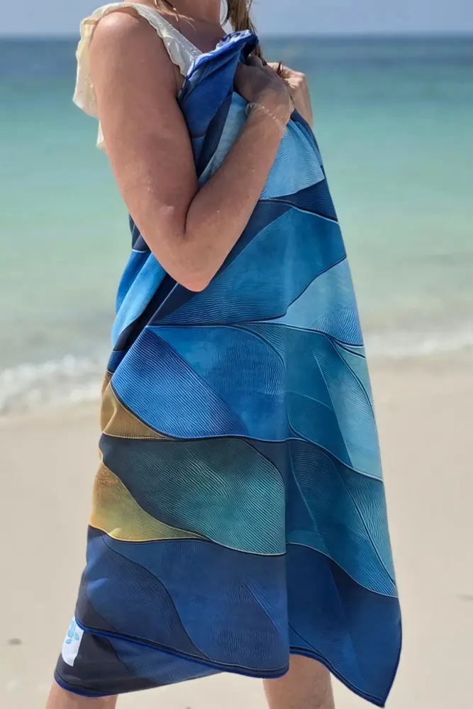 SooBluu SooBluu - reishanddoek XL (190 x 100 cm) - flame SooBluu SooBluu - reishanddoek XL (190 x 100 cm) - flame