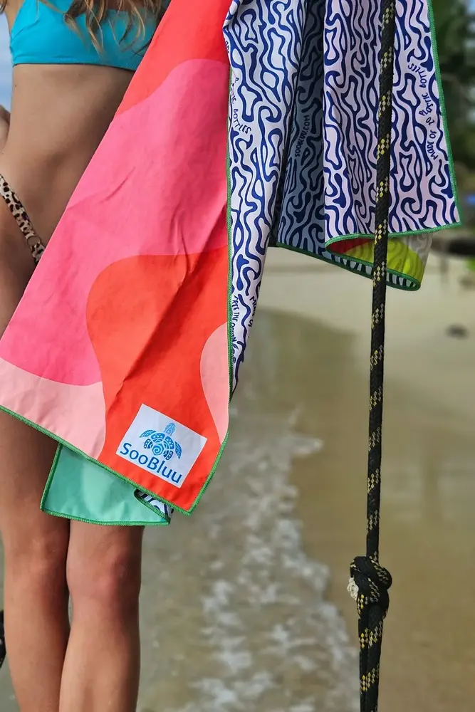 SooBluu SooBluu - reishanddoek (160 x 100 cm) - flow