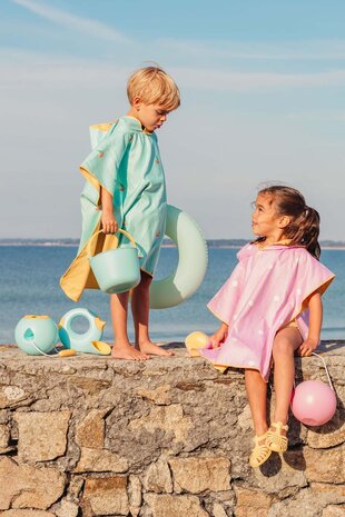 Quut Quut - beach poncho - banana blue
