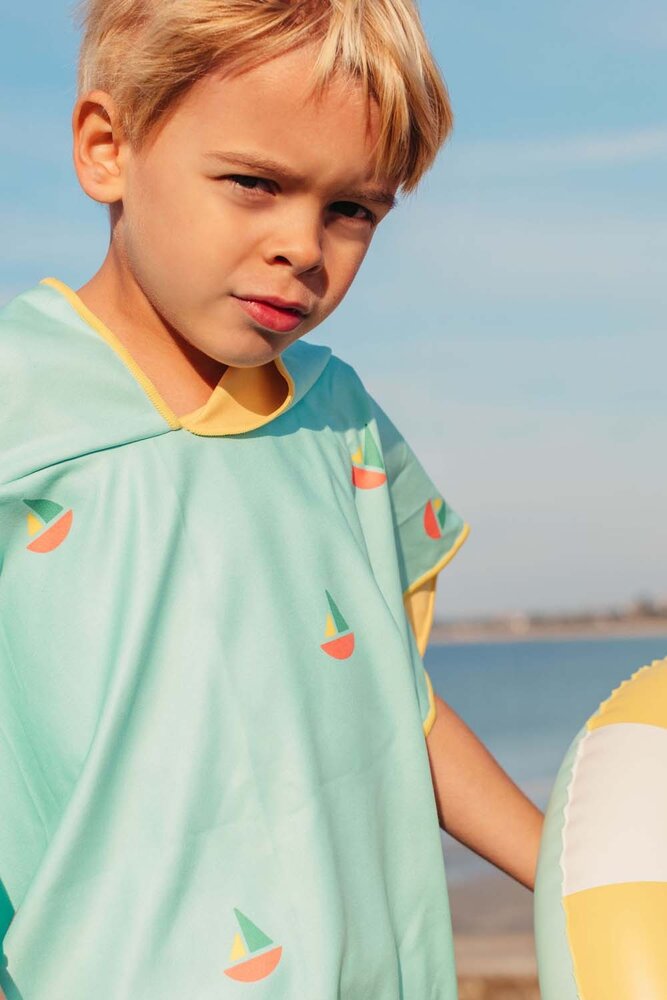 Quut Quut - beach poncho - banana blue