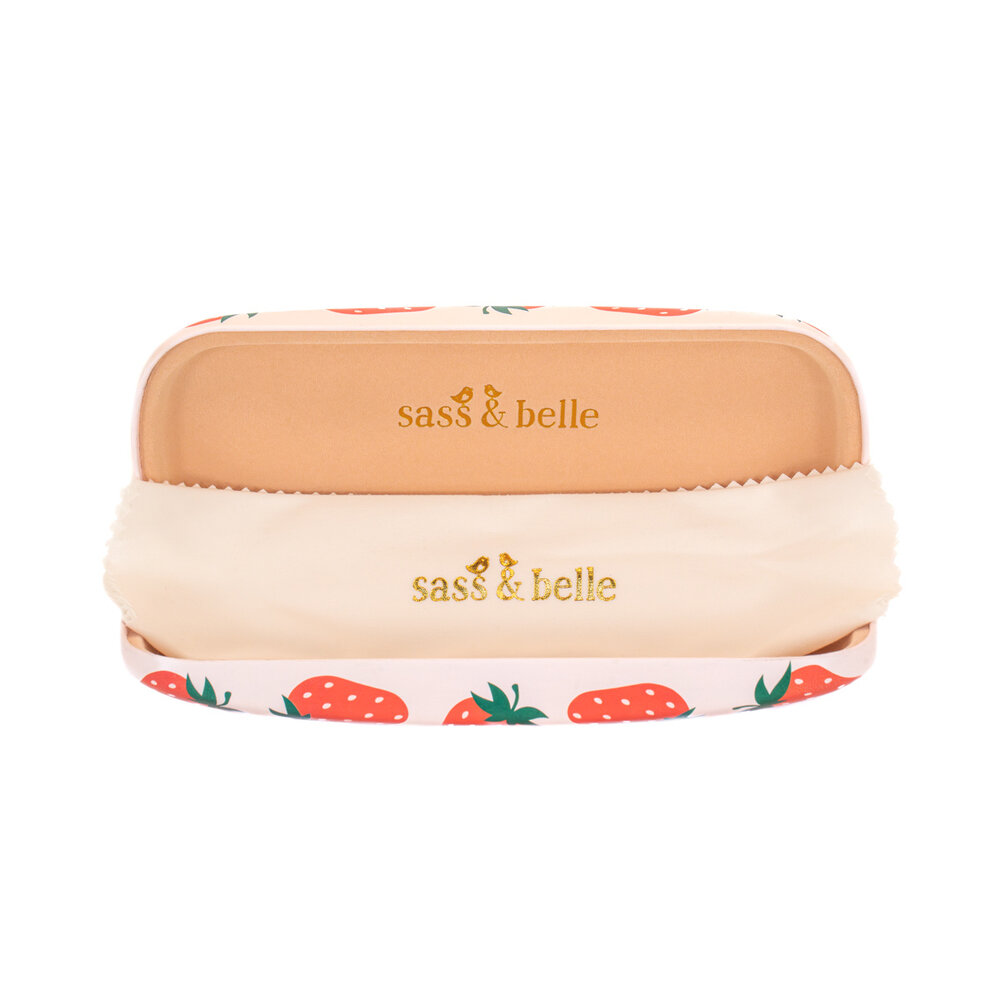 Sass & Belle Sass & Belle - brillenkoker - aardbeien Sass & Belle Sass & Belle - brillenkoker - aardbeien