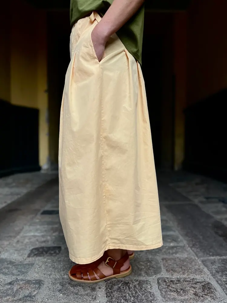 Danefae Danefae - daneminna smooth poplin skirt - nougat