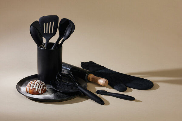 Tools2cook Tools2cook - aardewerk spatelpot - black pepper