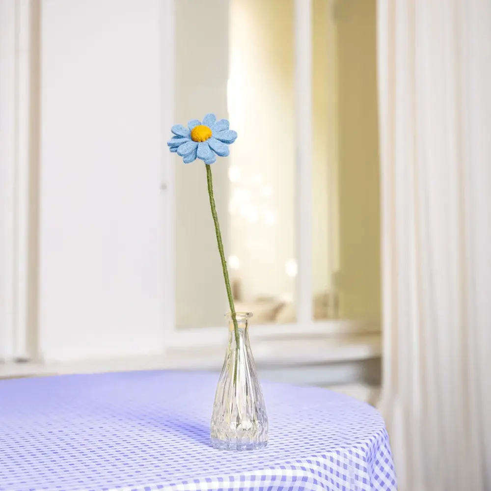 Sjaal met verhaal Sjaal met verhaal - bloem margrietje - lichtblauw