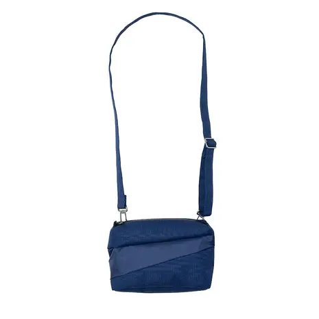 Susan Bijl Susan Bijl - the new bum bag small - mono navy Susan Bijl Susan Bijl - the new bum bag small - mono navy