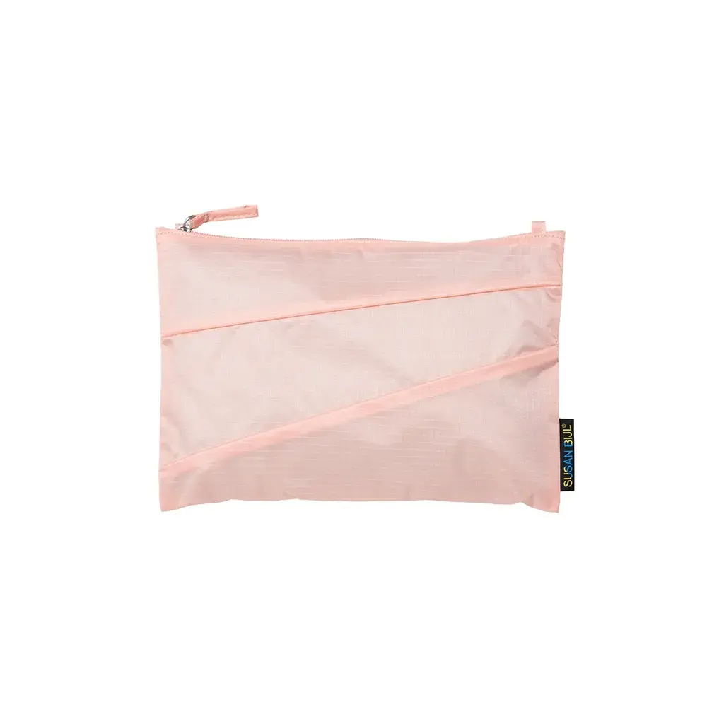 Susan Bijl Susan Bijl - the new pouch medium - mono tone Susan Bijl Susan Bijl - the new pouch medium - mono tone