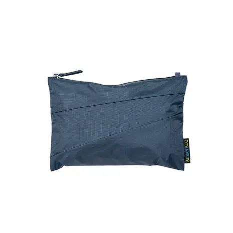 Susan Bijl Susan Bijl - the new pouch medium - mono tornado