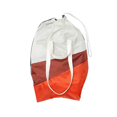 Susan Bijl Susan Bijl - the new trash bag medium - multi oxyde