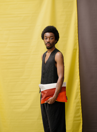 Susan Bijl Susan Bijl - the new pouch large - multi oxyde Susan Bijl Susan Bijl - the new pouch large - multi oxyde
