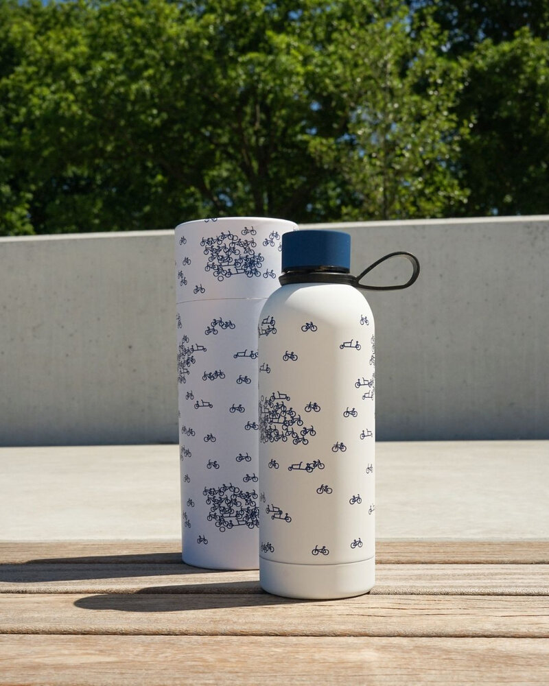 Heinen Delfts Blauw Heinen delfts blauw - thermosfles (500 ml) - de blauwe fiets Heinen Delfts Blauw Heinen delfts blauw - thermosfles (500 ml) - de blauwe fiets
