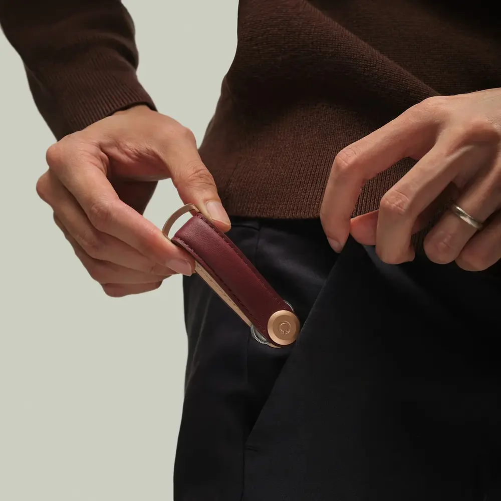 Orbitkey Orbitkey - key organizer 2.0 - premium leather - wine Orbitkey Orbitkey - key organizer 2.0 - premium leather - wine