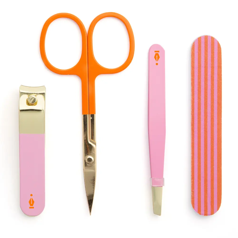 Kikkerland Kikkerland - inkerie - manicure set roze Kikkerland Kikkerland - inkerie - manicure set roze