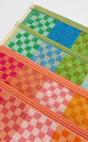 Foekje Fleur Foekje fleur - odds & ends - multi doekjes checkered check #134 (set van 2) Foekje Fleur Foekje fleur - odds & ends - multi doekjes checkered check #134 (set van 2)