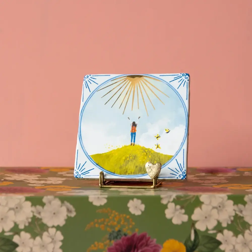 Storytiles Storytiles - tegel small - face the sunshine (10x10 cm) Storytiles Storytiles - tegel small - face the sunshine (10x10 cm)